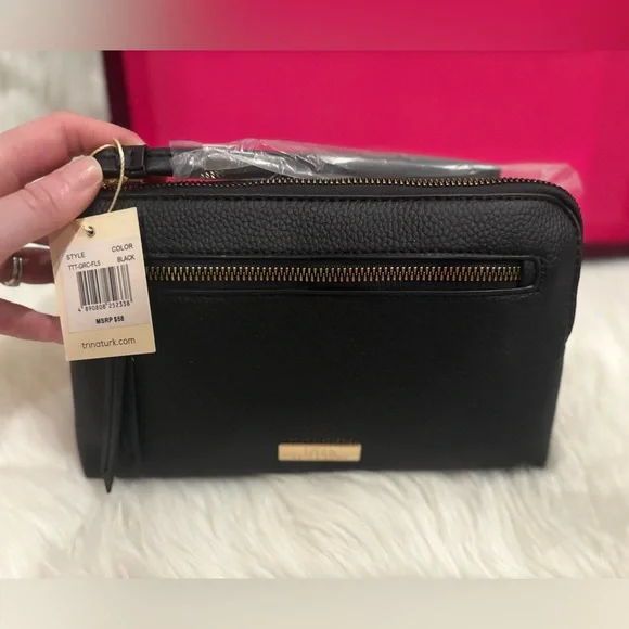 Trina Turk 2 piece set - Wristlet & Cardholder - Picture 4 of 5